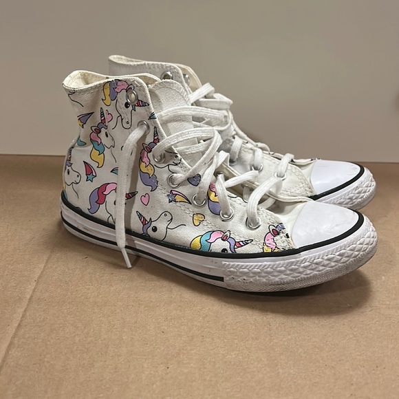 GIRLS' Converse Chuck Taylor All Star Printed Hi-Top Sneakers (Youth) sz US 2 - Picture 1 of 10